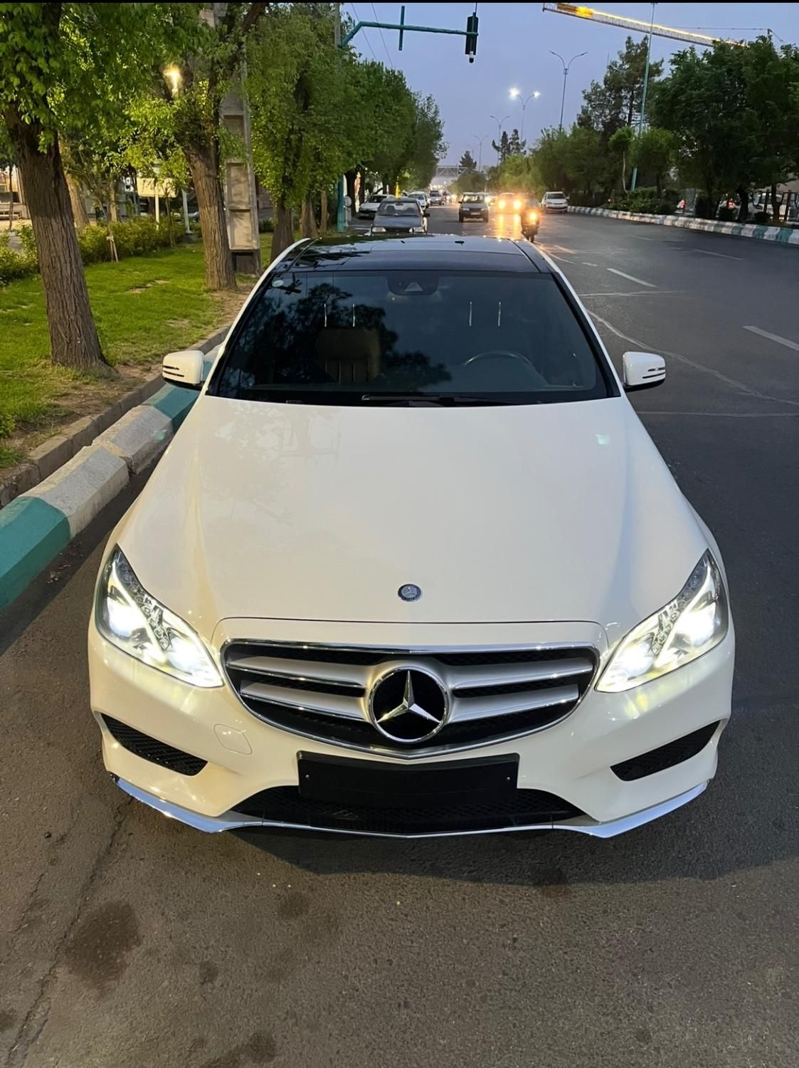 بنز e250 درحد صفر|خودرو سواری و وانت|شیراز, فرهنگ شهر|دیوار