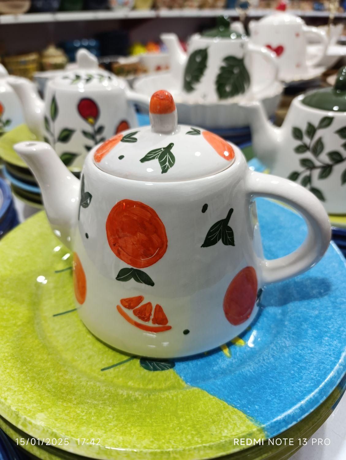 ظروف سفال و سرامیک|قوری، کتری، قهوهساز دستی|بیرجند, |دیوار