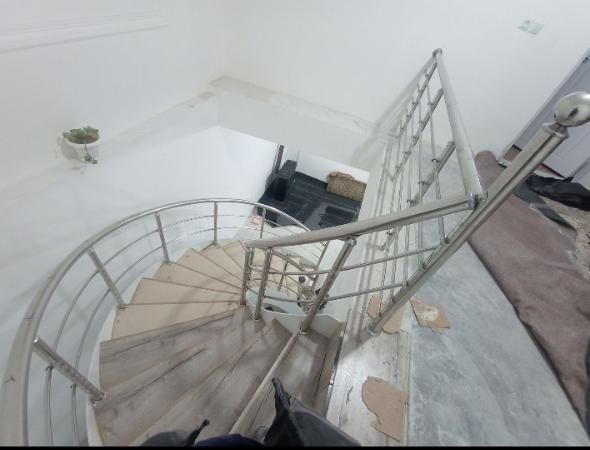 نرده استیل ،اهن،المینیوم،شیشه ای ،چوبی|خدمات پیشه و مهارت|همدان, |دیوار