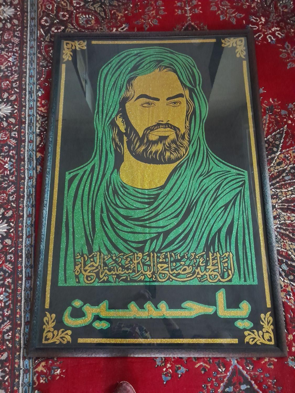 قاب عکس تمثال امام حسین ع|فعالیت داوطلبانه|شیراز, کوی طلاب|دیوار