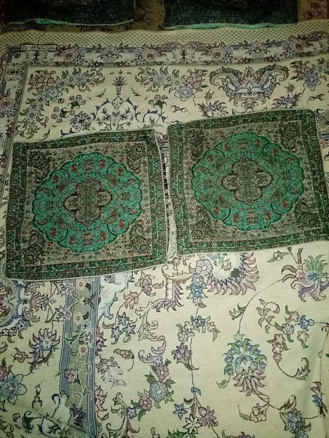 رومیزی ۳عدد با ۴عدد روی کوسن باهم ۵۰۰تومان|پرده، رانر، رومیزی|تهران, سنگلج (شاپور)|دیوار