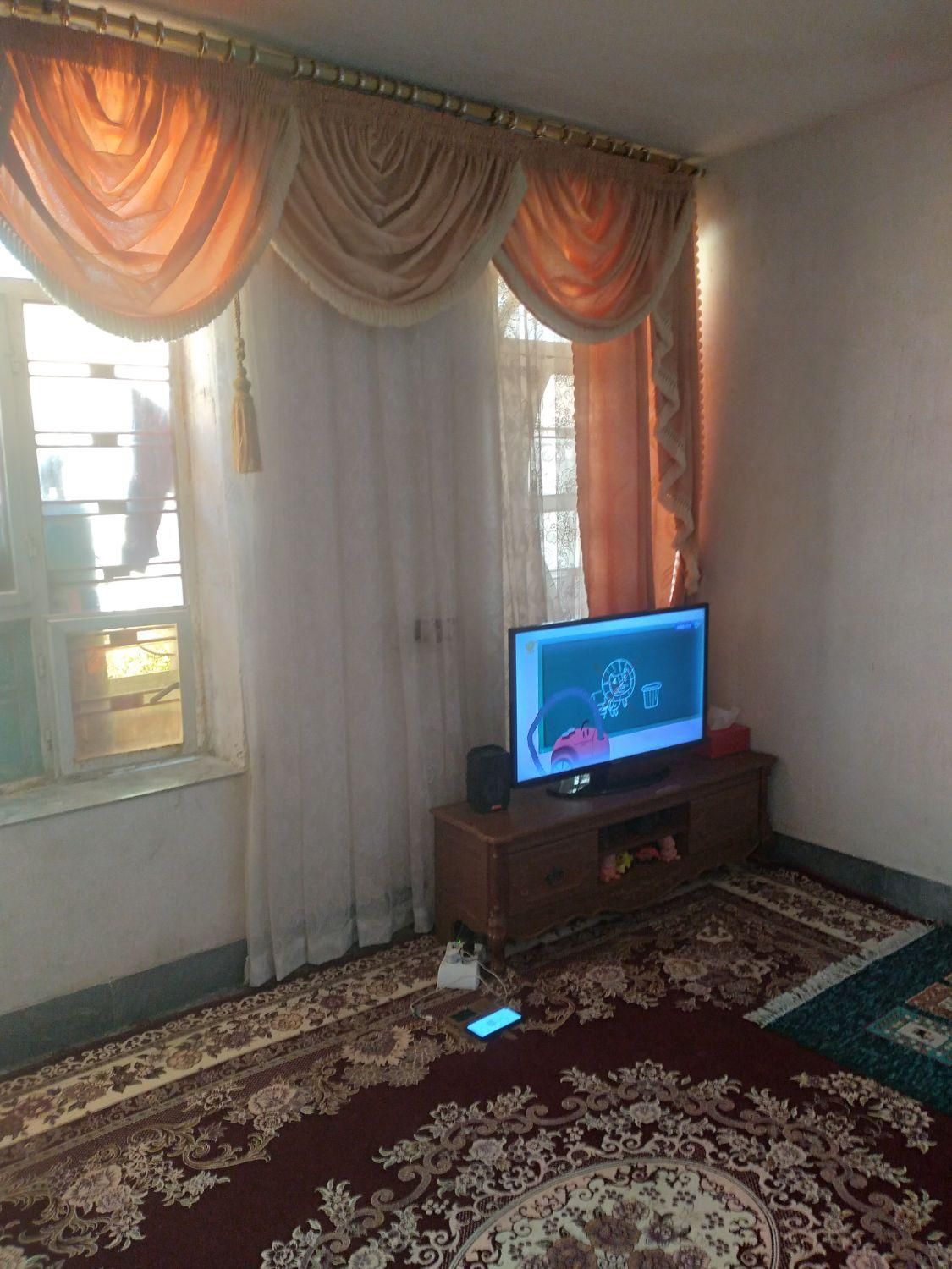 فروش‌پرده‌سلطنتی‌وپرده‌تورباسه‌عددچوب‌پرده|پرده، رانر، رومیزی|نورآباد ممسنی, |دیوار