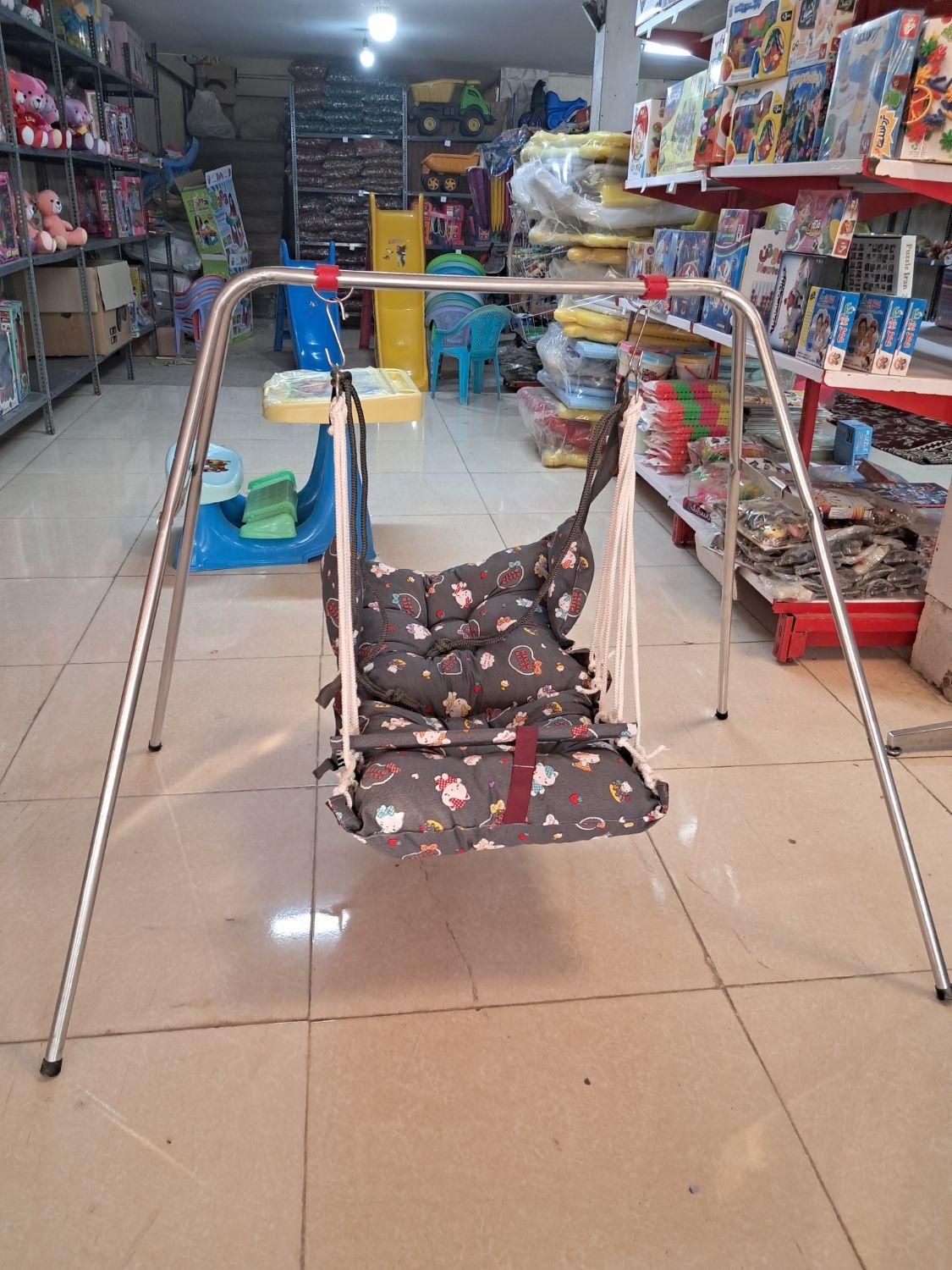 تاب تشکی وپایه(ریلکسی و خوابیده)دوحالته،پایه تاب|اسباب‌بازی بچه|کرج, خرمدشت|دیوار