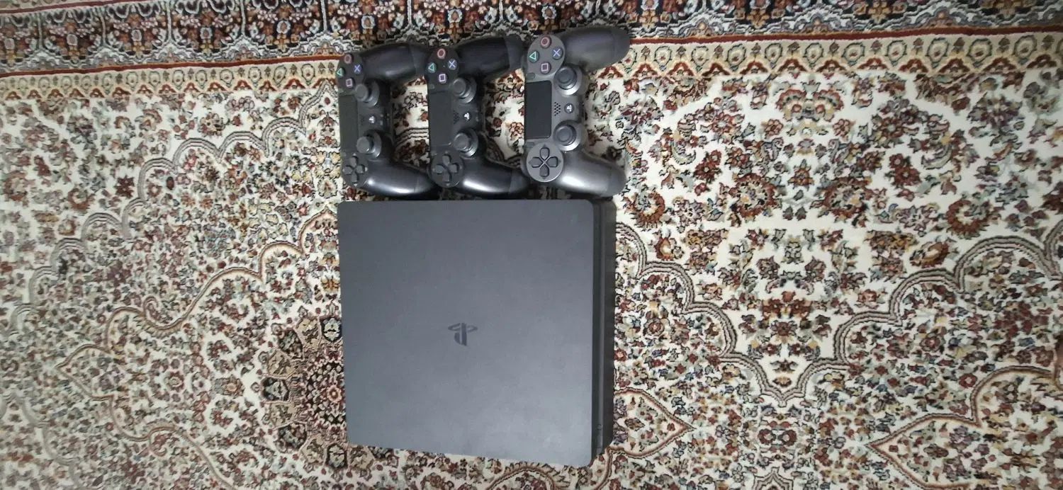 ps4در حد تمیز و فوق سالم|کنسول، بازی ویدئویی و آنلاین|تهران, قیام|دیوار