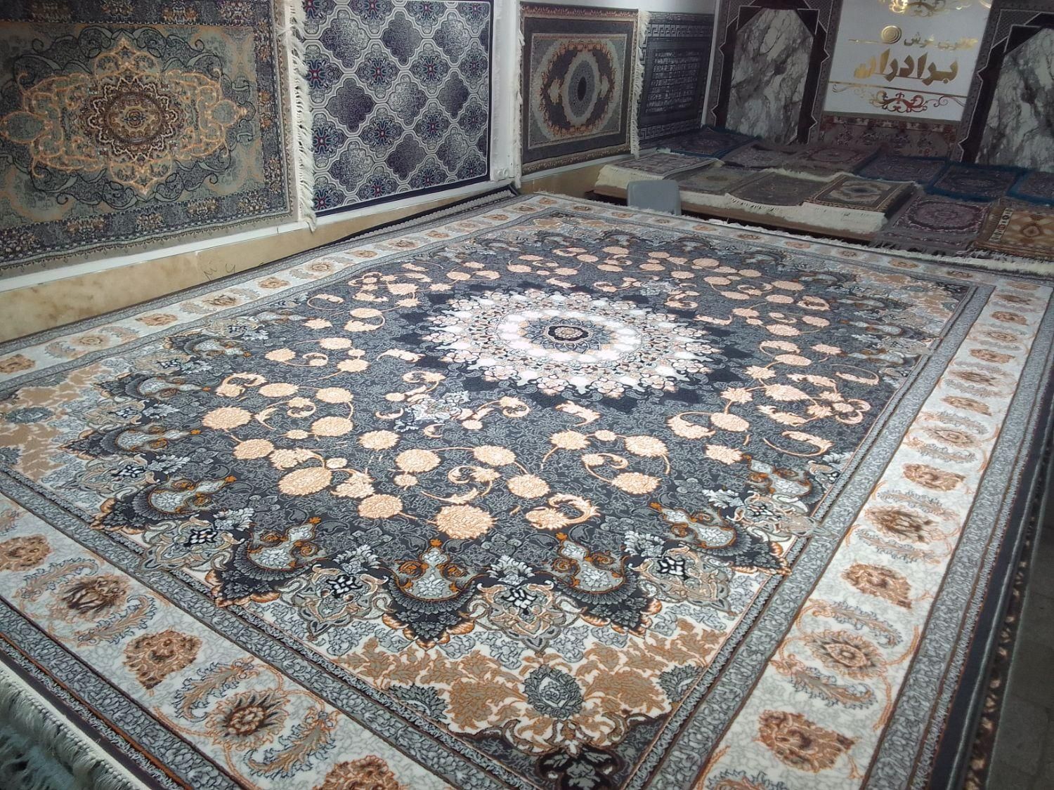 فرش۷۰۰ شانه ۱۲ متری|فرش|مشهد, مصلی (کارمندان اول)|دیوار