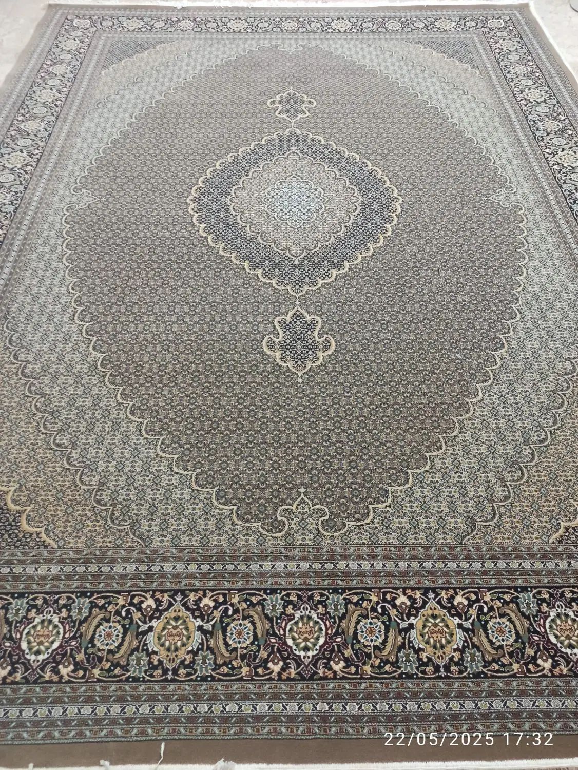 فرش کارکرده پرهام/چهار تخته۱۲متری۷۰۰شانه ریز ماهی|فرش|مشهد, شاهد (شهرک غرب)|دیوار