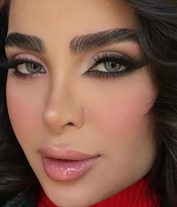 جشنواره تخفیف کلیه خدمات و آموزش لاین های زیبایی|خدمات آرایشگری و زیبایی|تهران, صادقیه|دیوار