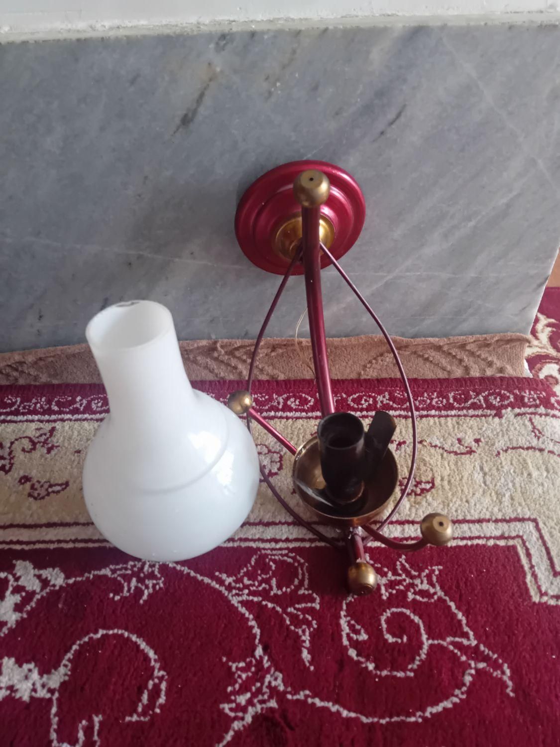 چراغ خواب تو دیواری سالم|چراغ خواب و آباژور|کازرون, |دیوار