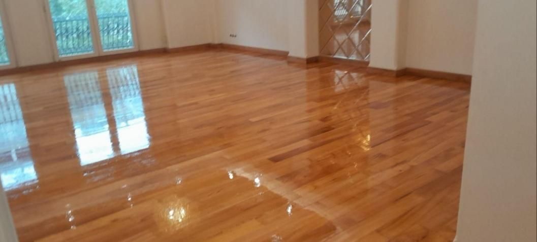 نصاب ماهر پارکت. پانل. قرنیز. المیسترانگ|خدمات پیشه و مهارت|اردبیل, |دیوار