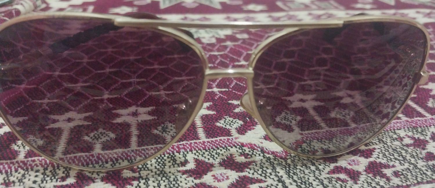 عینک|زیورآلات و اکسسوری|بروجرد, |دیوار