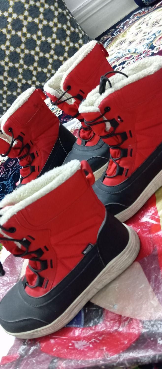 کتونی چکمه|کیف، کفش، کمربند|قم, کلهری|دیوار