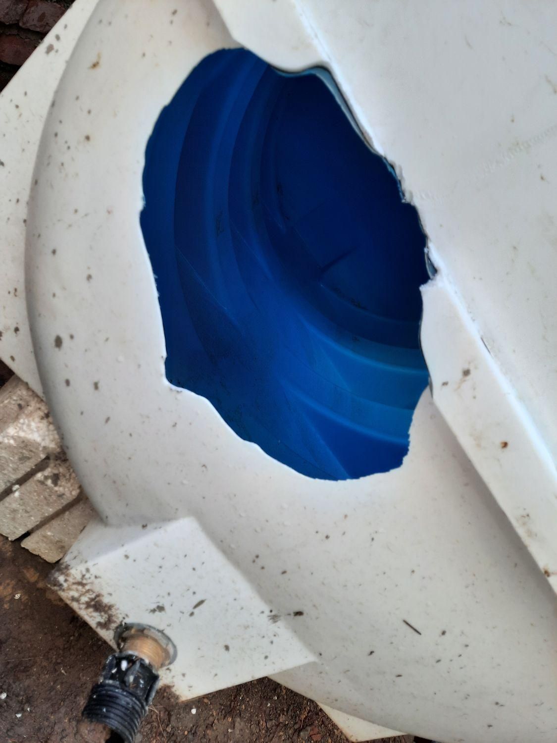 جوش جوشکاری تعمیر پلاستیک منبع مخزن تانکر باک|خدمات پیشه و مهارت|کرمان, |دیوار