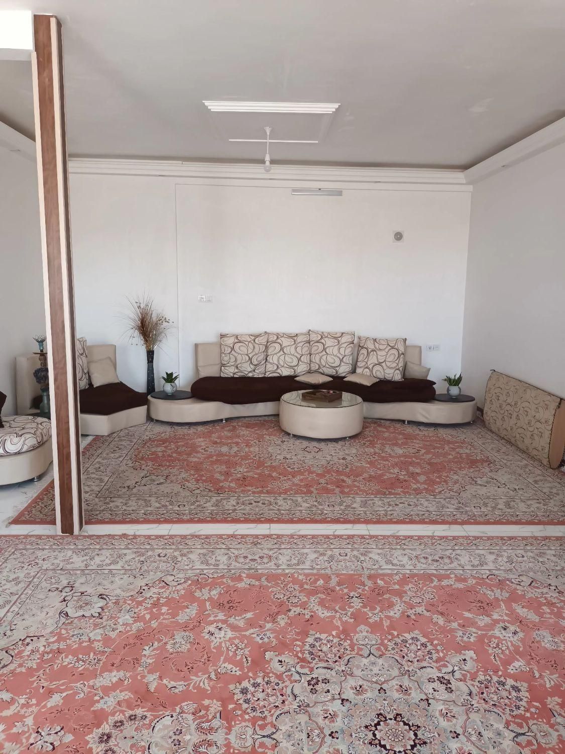 اِقامتگاه دربست.واقع در روستا|اجارهٔ کوتاهمدت ویلا و باغ|بروجرد, |دیوار