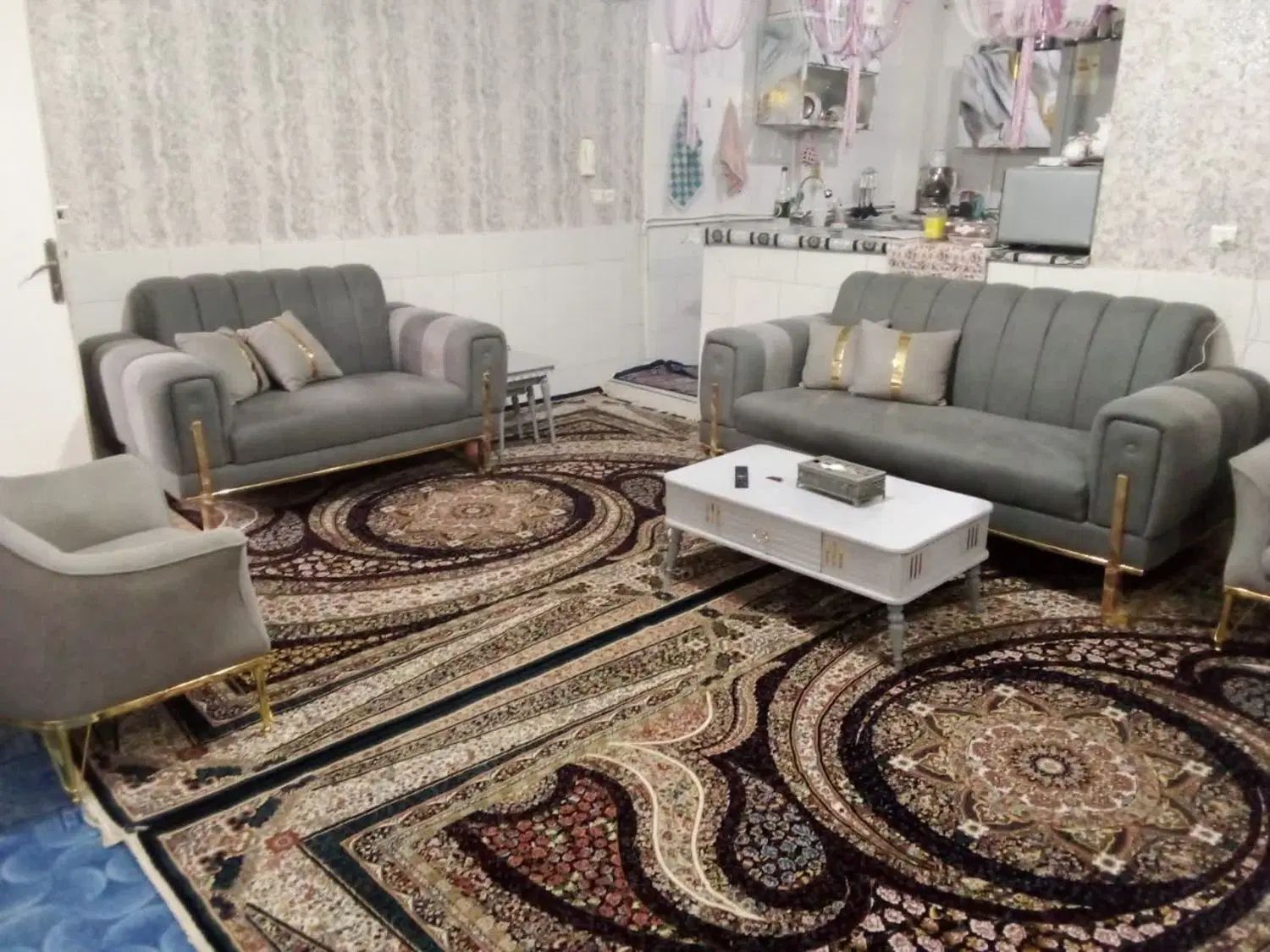 مبل استیل ۷ نفره|مبلمان خانگی و میز عسلی|اصفهان, لاله|دیوار