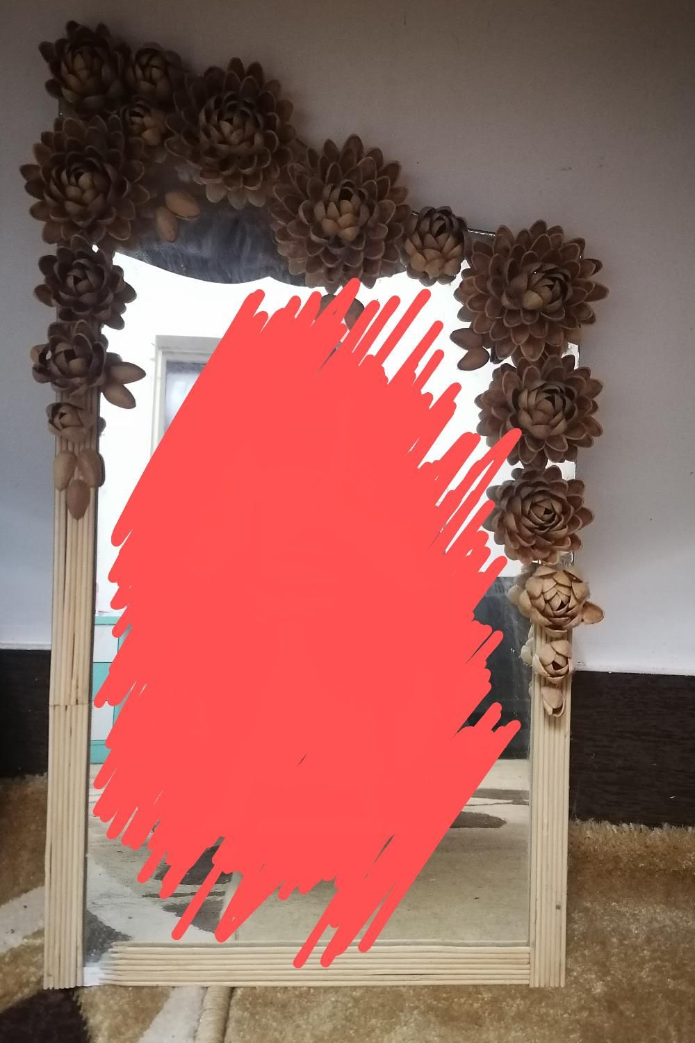 آینه ی پسته ای|آینه|ساری, |دیوار