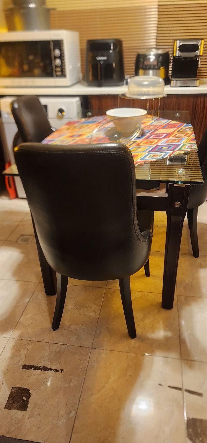 میز ناهار خوری ۴ نفره|میز و صندلی غذاخوری|بروجرد, |دیوار