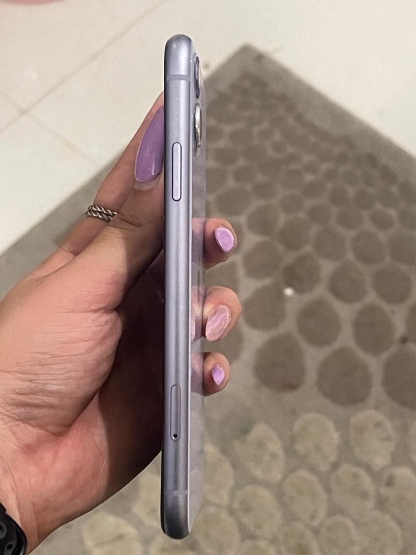 اپل iPhone 11 با حافظهٔ ۱۲۸ گیگابایت|موبایل|مشهد, الهیه|دیوار