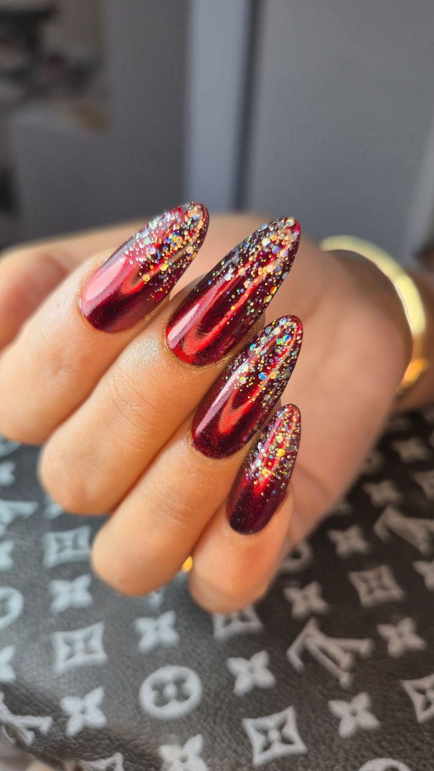 کاشت ناخن|خدمات آرایشگری و زیبایی|شاهین‌شهر, حافظ شمالی|دیوار