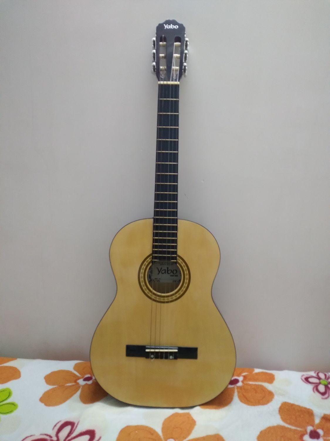 گیتار یبو حرفه ای|گیتار، بیس، امپلیفایر|قم, زنبیل آباد|دیوار