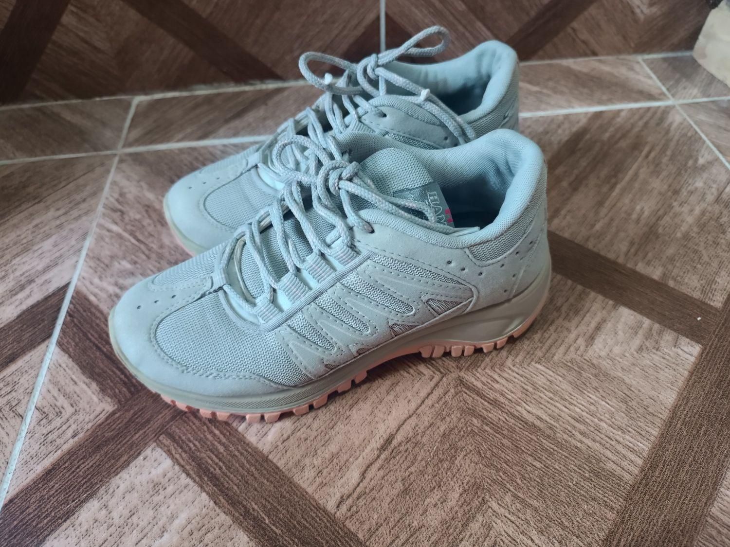 کفش اسپرت|کیف، کفش، کمربند|گلبهار, شهر جدید گلبهار|دیوار