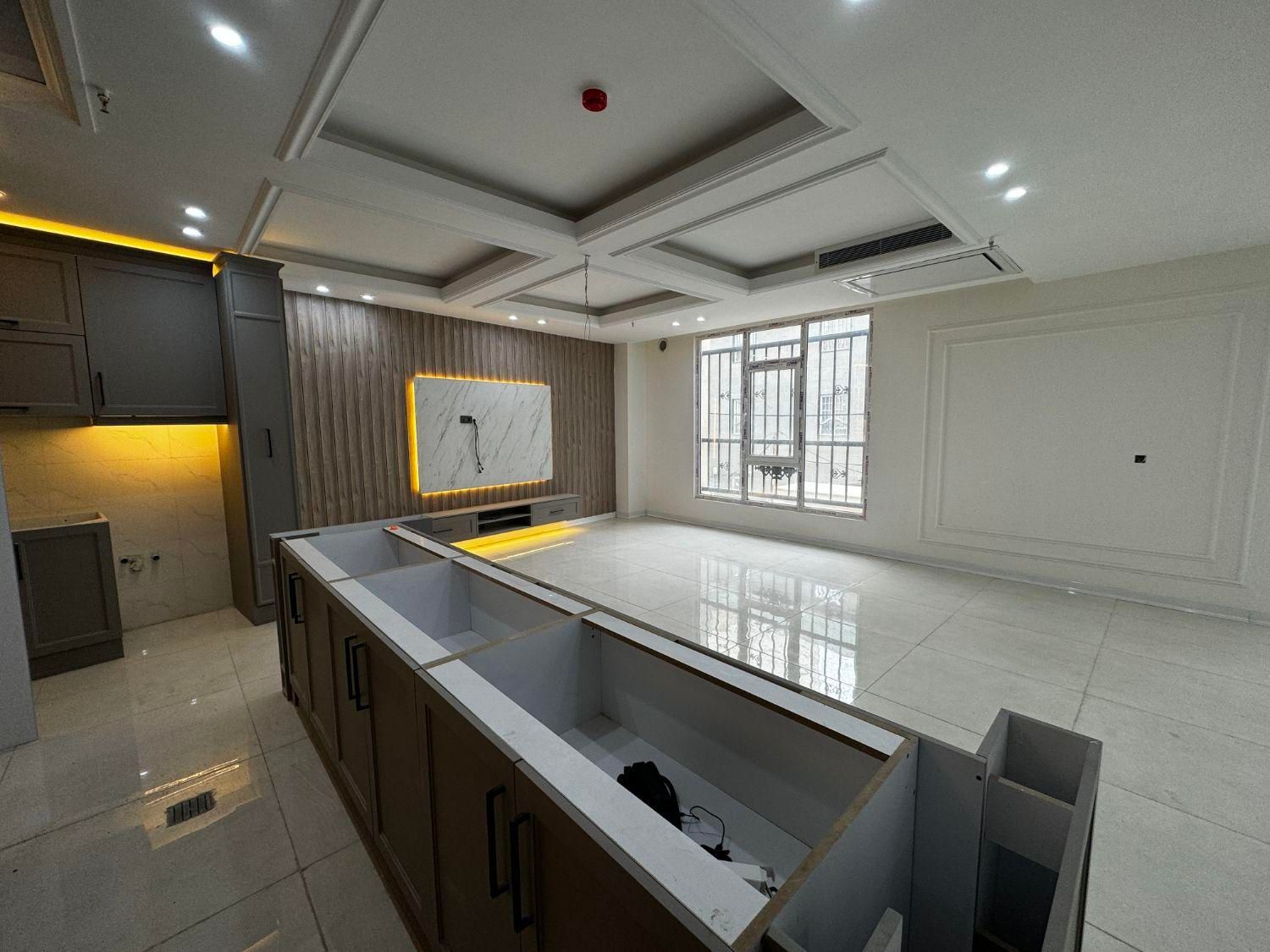 مرکز شهر ۱۶۵متر تکواحدی ۳خواب نوساز|فروش آپارتمان|ورامین, ورامین|دیوار