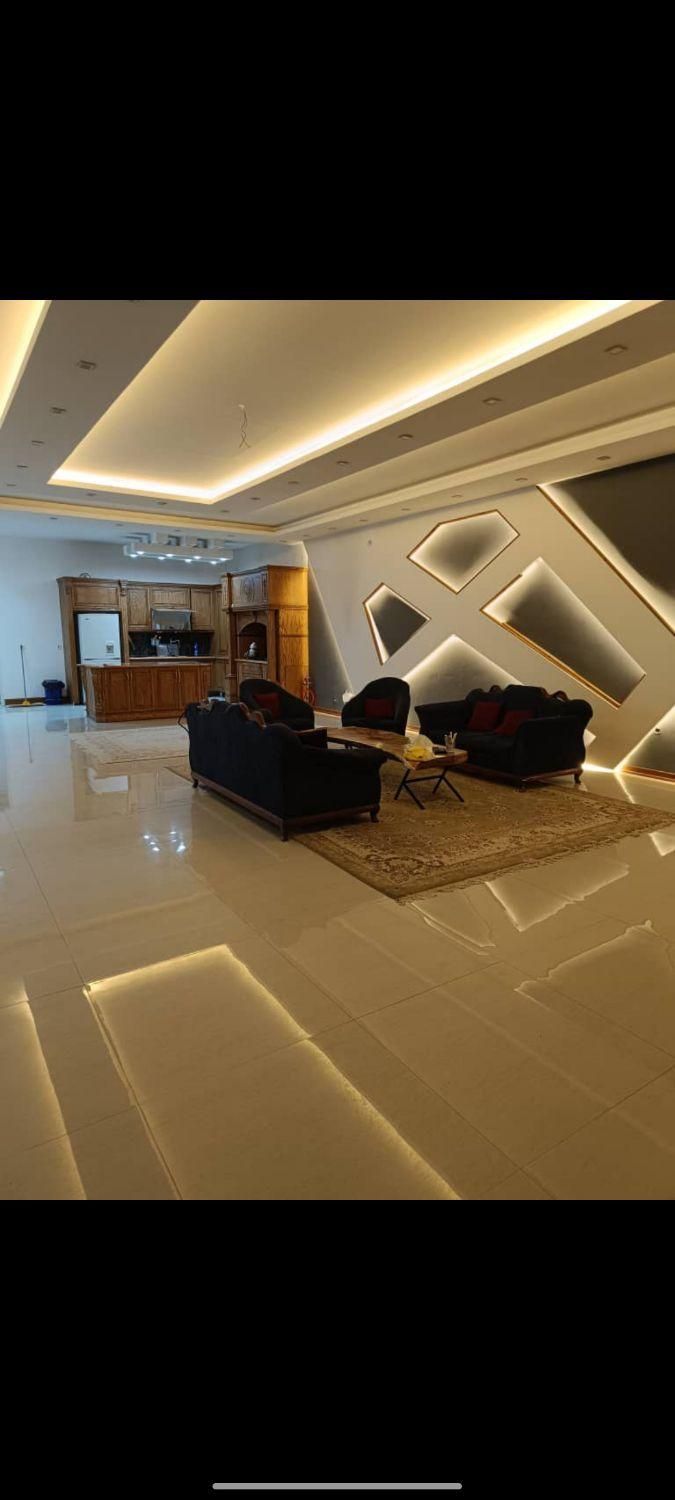 اجاره روزانه/هفتگی/ماهانه ویلا ۱۰۰۰ متری|اجارهٔ کوتاه‌مدت ویلا و باغ|شهریار, |دیوار