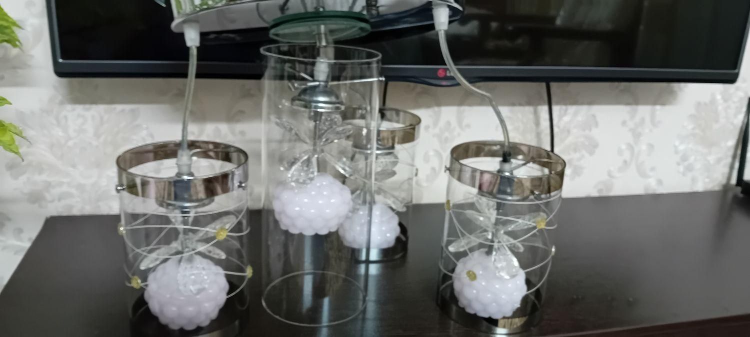 لوستر ۴ آویز زیبا تمشک صورتی|لوستر و چراغ آویز|تهران, مینای جنوبی|دیوار