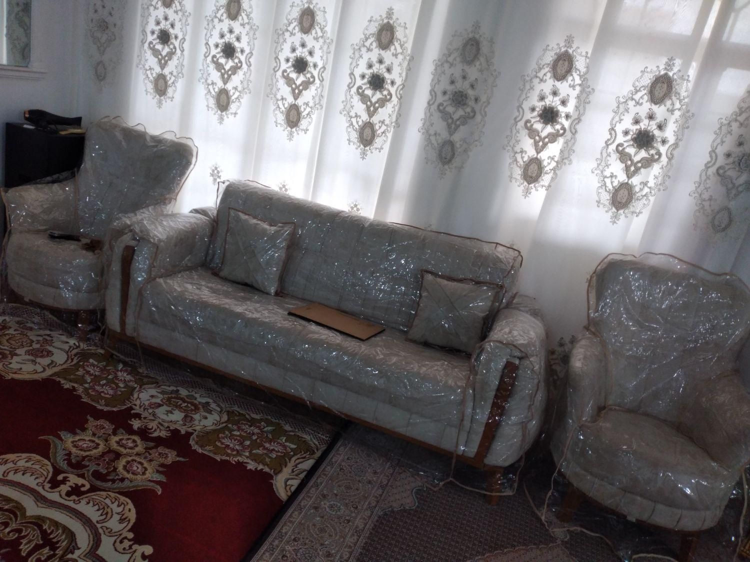 خیاطی|مبلمان خانگی و میز عسلی|خوی, |دیوار