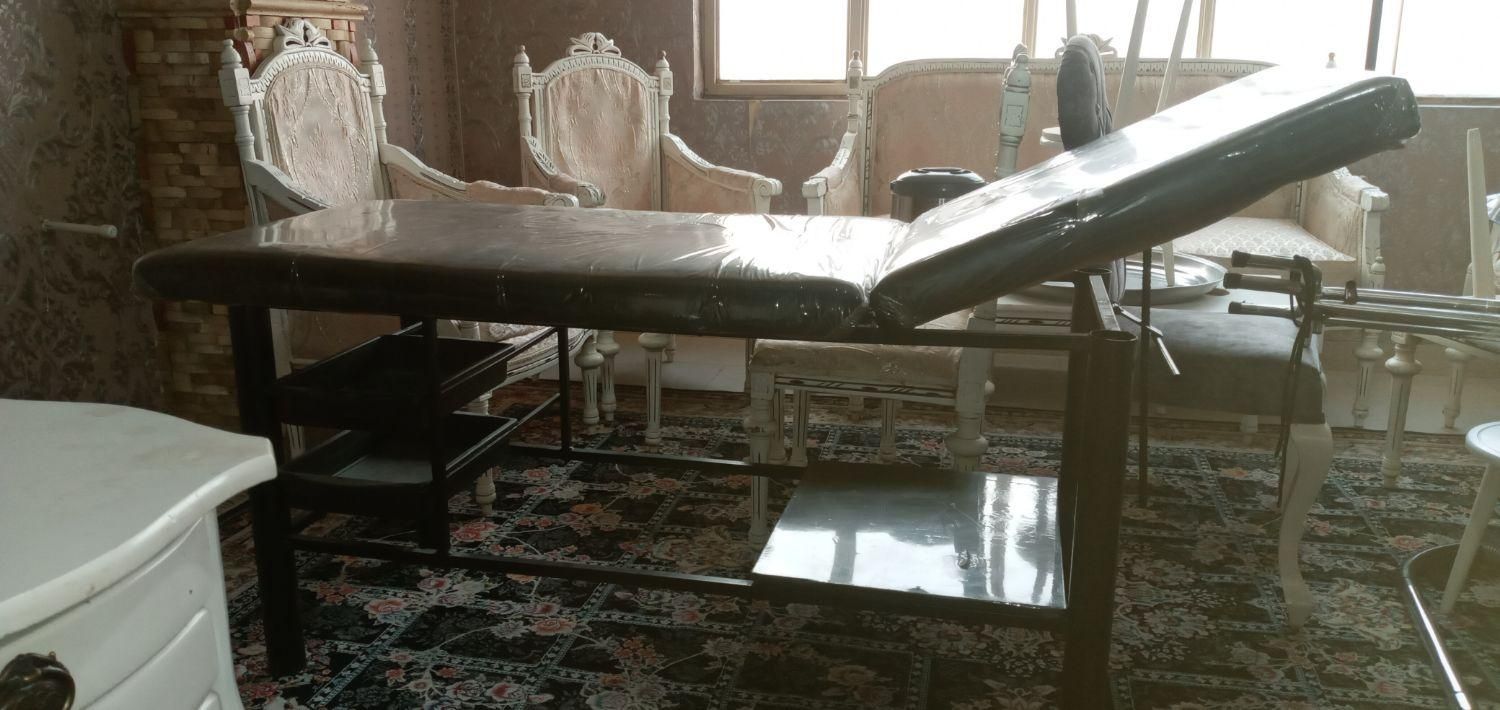 تخت مژه و صندلی استادکار|تخت و سرویس خواب|کرج, حصارک بالا|دیوار