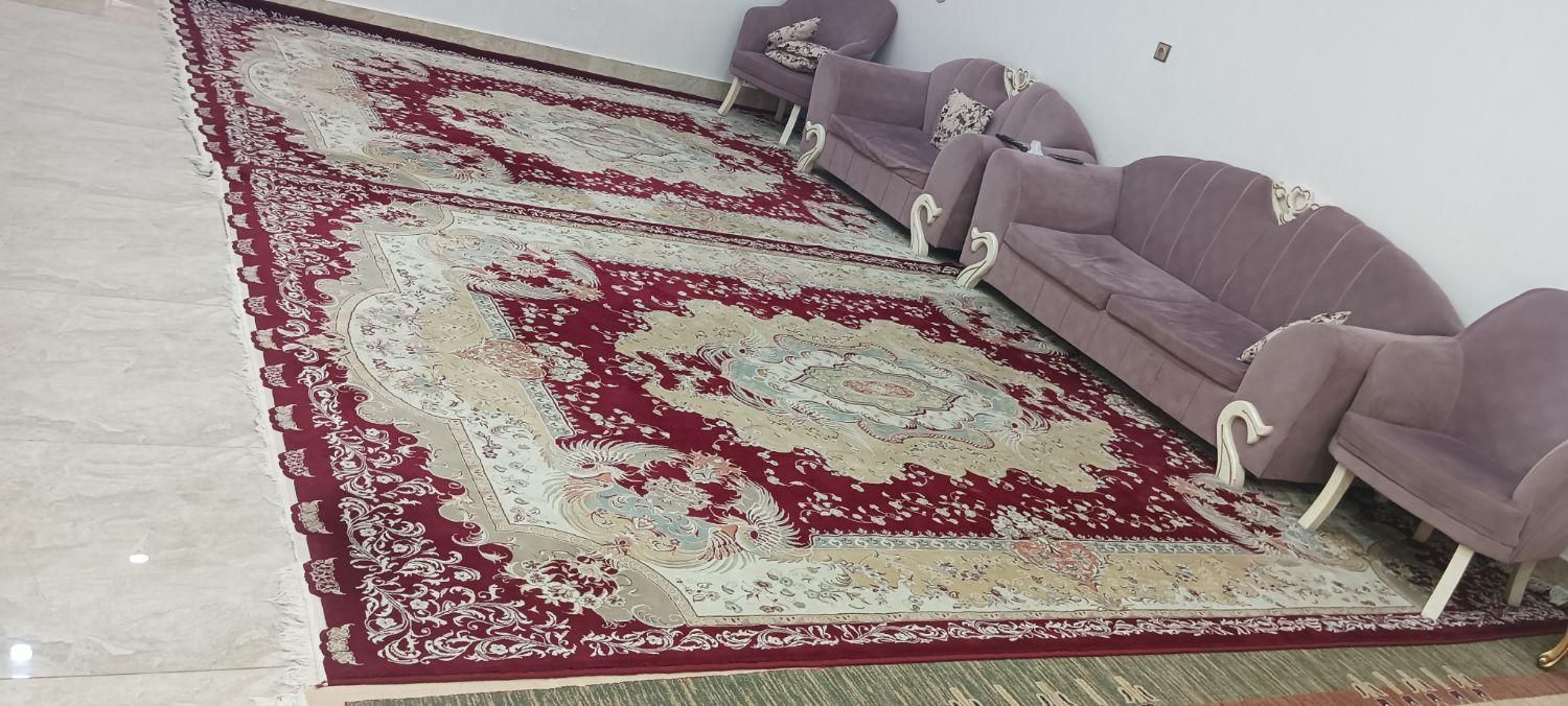 یک جفت فرش ۱۲ متری قدیمی ولی کاملا سالم|فرش|بهبهان, |دیوار
