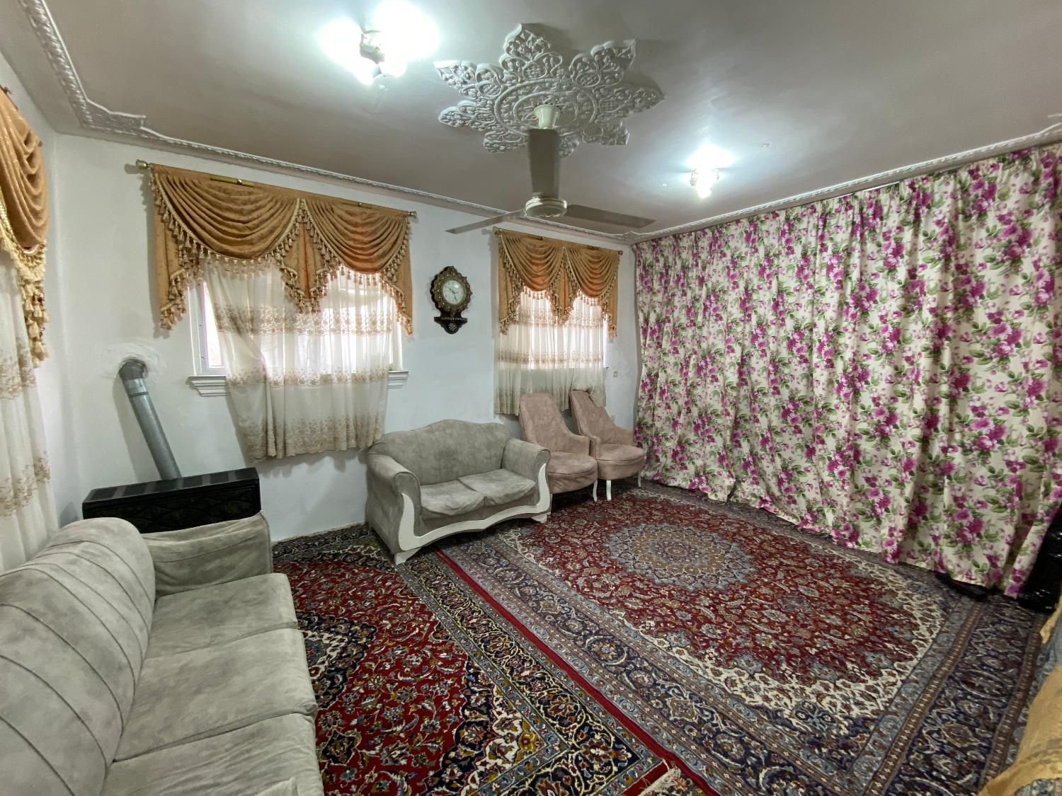 خانه ویلایی/سنددار/دورحرم/مناسب بازسازی|فروش خانه و ویلا|آستانه اشرفیه, |دیوار