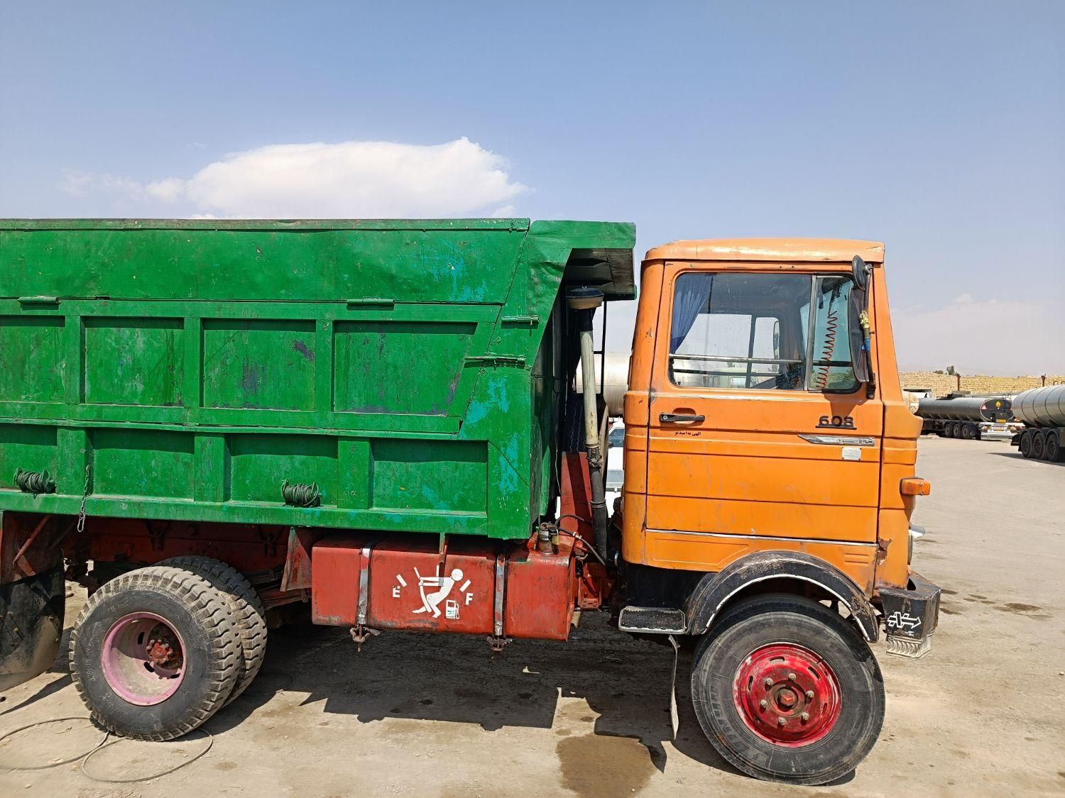 حمل انواع بار با کمپرسی 6 تن خاور کمپرسی|خدمات حمل و نقل|نجفآباد, امام خمینی|دیوار