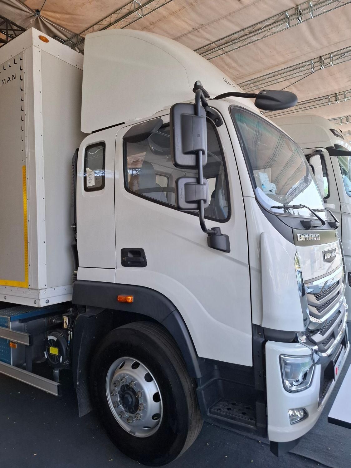 خدمات باربری پایانه نیسان خاور تک تریلی ترانزیت|خدمات حمل و نقل|تهران, سعادت‌آباد|دیوار