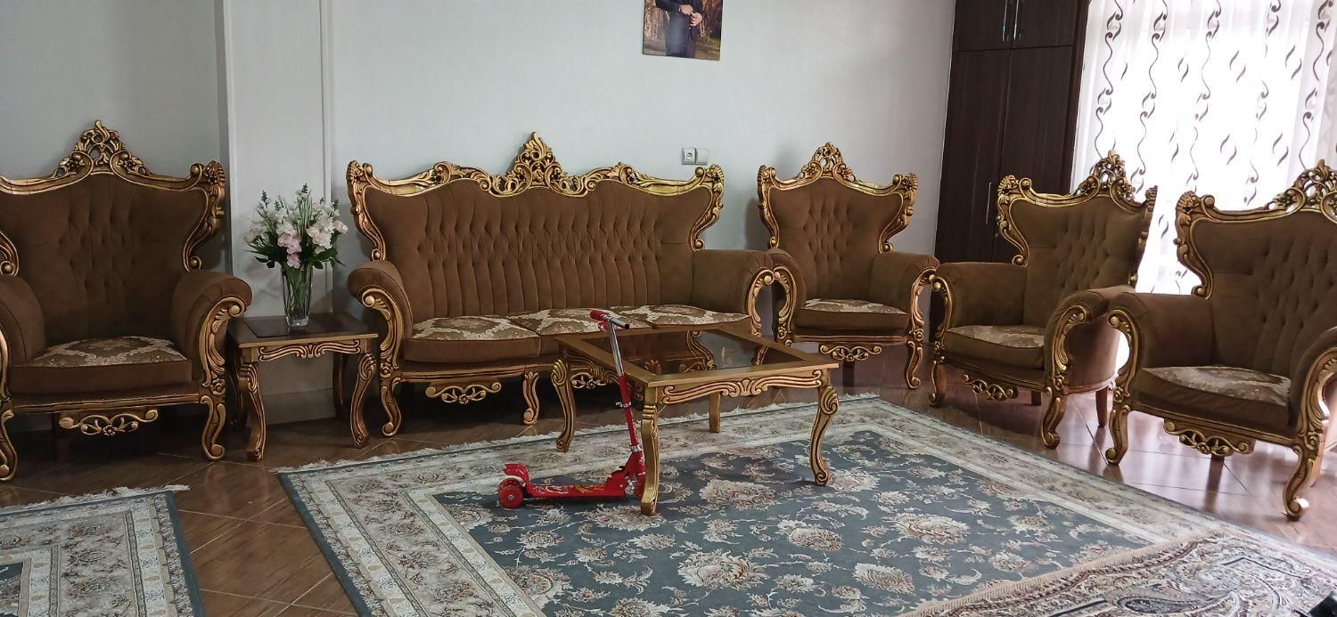 مبلمان ۹نفره|مبلمان خانگی و میز عسلی|اصفهان, قهجاورستان|دیوار