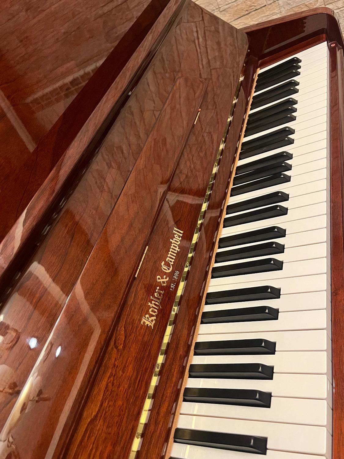 پیانو کهلر اند کمپل مدل KC121FD رنگ ماهگونی|پیانو، کیبورد، آکاردئون|شیراز, قصرالدشت|دیوار