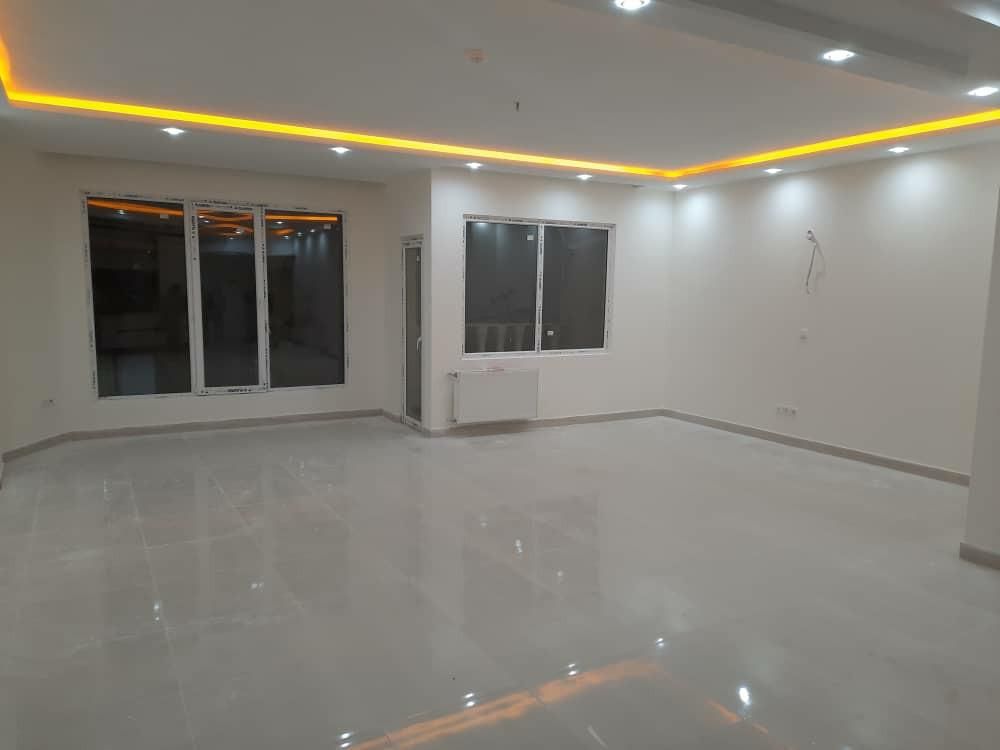 ساختمان پزشکان 101 متر تجاری|فروش دفتر کار، اتاق اداری، مطب|خرم‌آباد, |دیوار