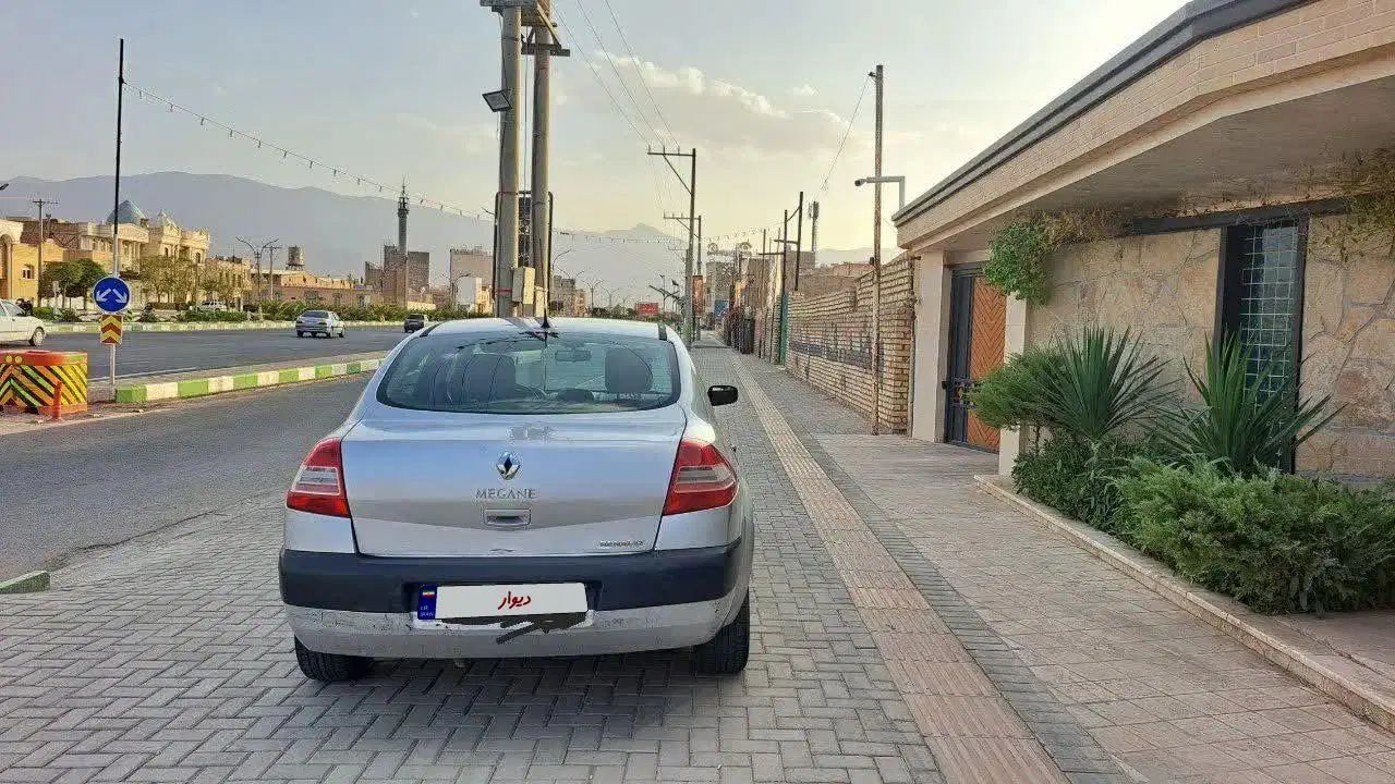 فروش مگان۱۶۰۰|خودرو سواری و وانت|کاشان, بازار کاشان|دیوار