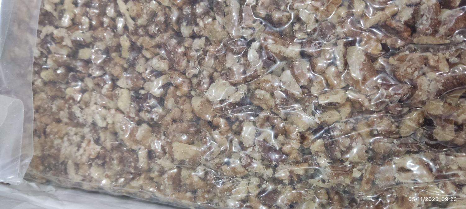 مغز گردو دندانه و بادام هندی ال پی|خوردنی و آشامیدنی|مشهد, ده دی|دیوار