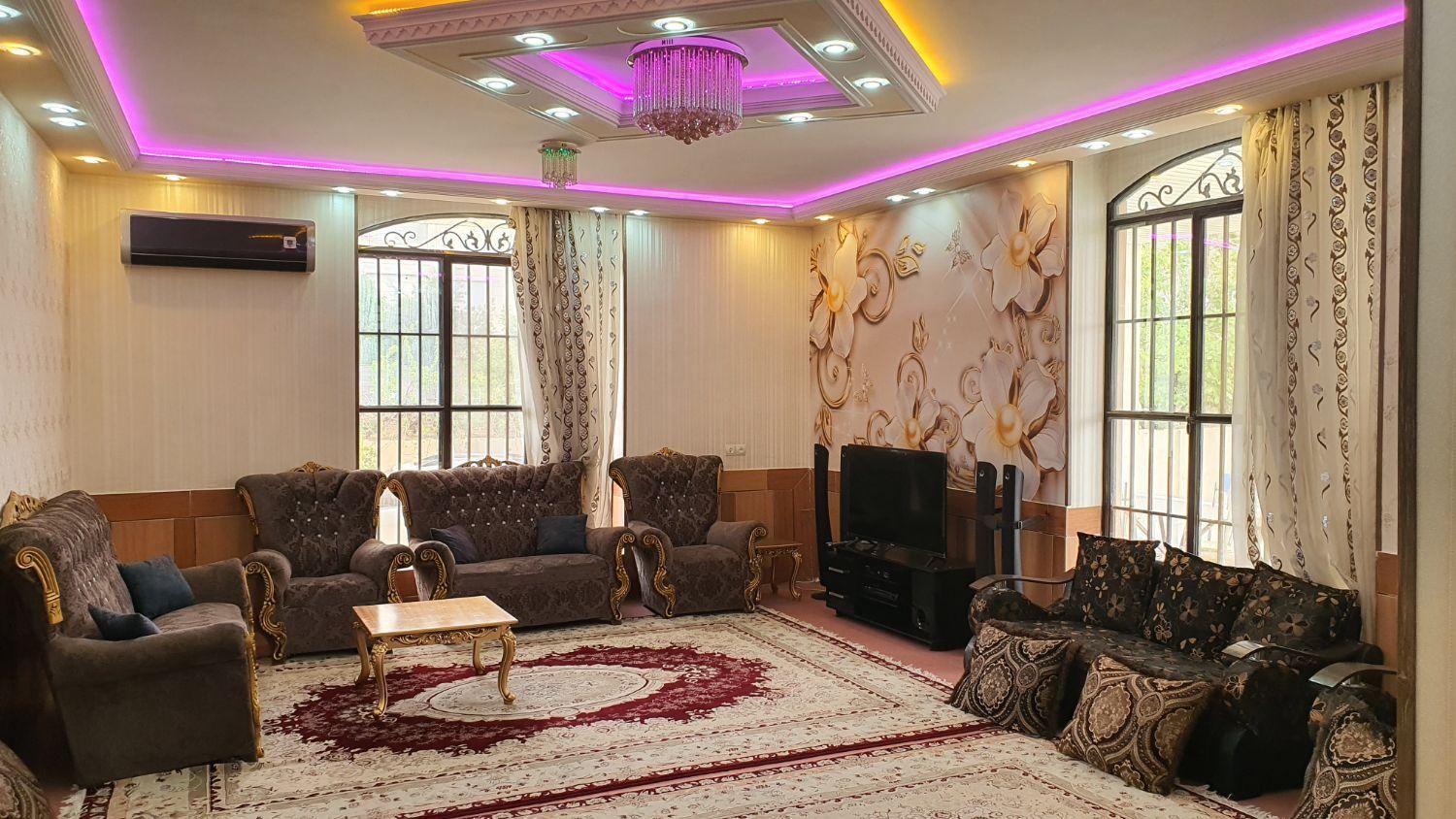 اجاره روزانه ویلا باغ|اجارهٔ کوتاهمدت ویلا و باغ|شیراز, ویلاشهر|دیوار