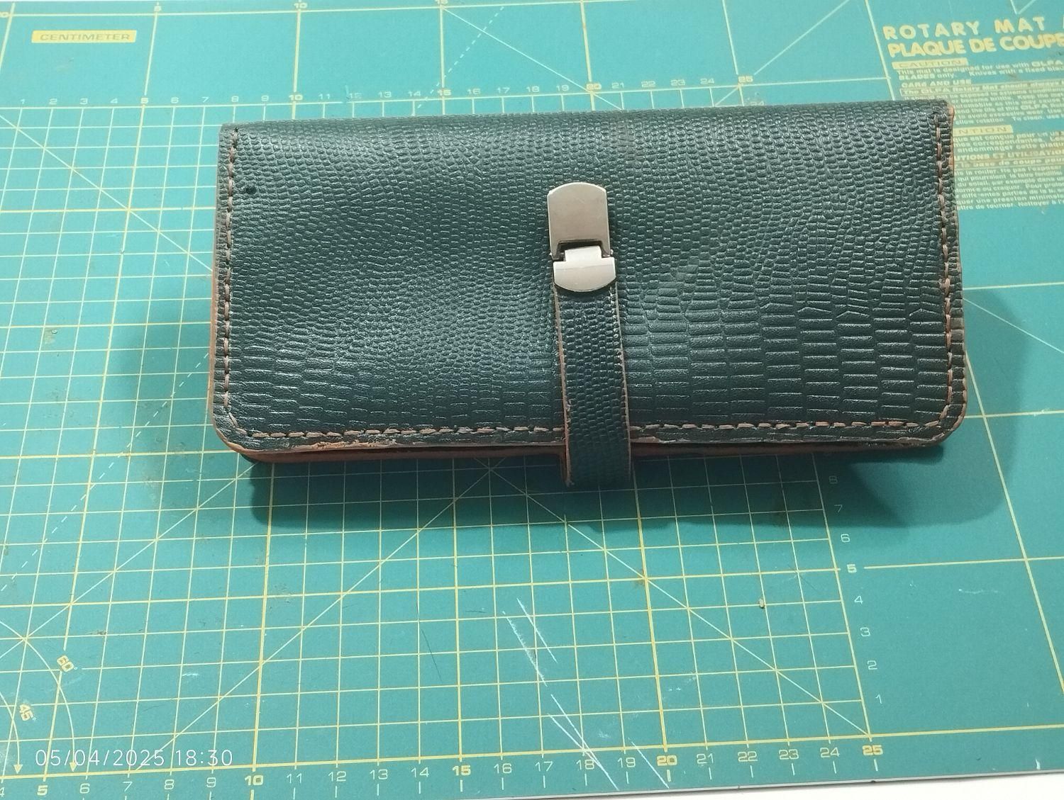 کیف پول|کیف، کفش، کمربند|اصفهان, عطار نیشابوری|دیوار