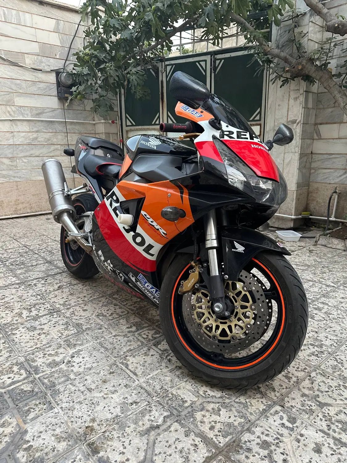 موتور سنگین مدارک cbr 1000 1300 repsol رپسول|موتورسیکلت|تهران, سعادت‌آباد|دیوار