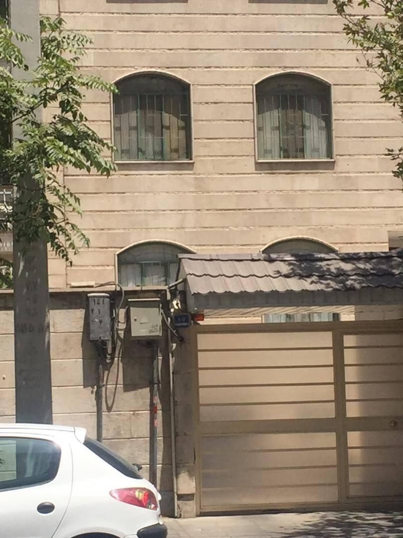 تهاتر کلنگی ولیعصر با جواز 9000متر|فروش زمین و ملک کلنگی|تهران, فلسطین (میدان انقلاب)|دیوار