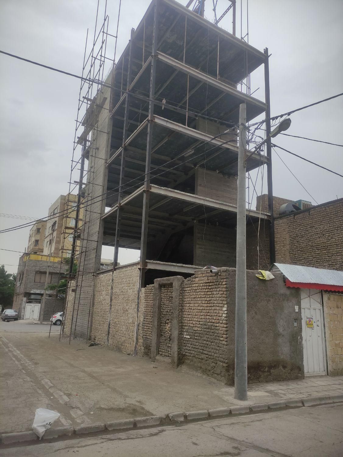 ۱۵۰متر/۳خواب/سر سه نبش/معبرخیابان۲۵متری|فروش آپارتمان|مشهد, امیر|دیوار