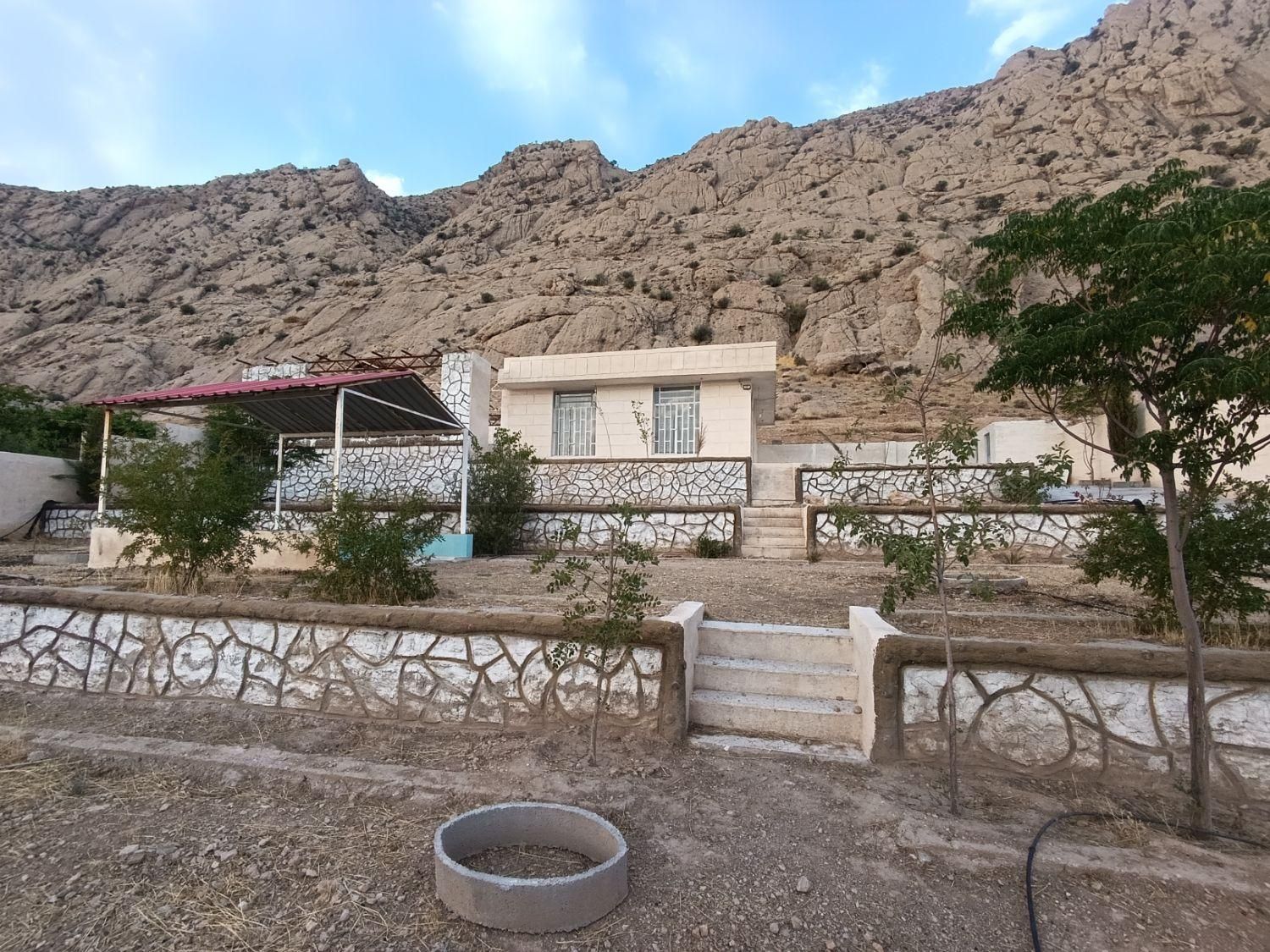 فروش خانه ویلا 1100 متری شیراز زرقان قطعه اول کوه|فروش خانه و ویلا|زرقان, |دیوار