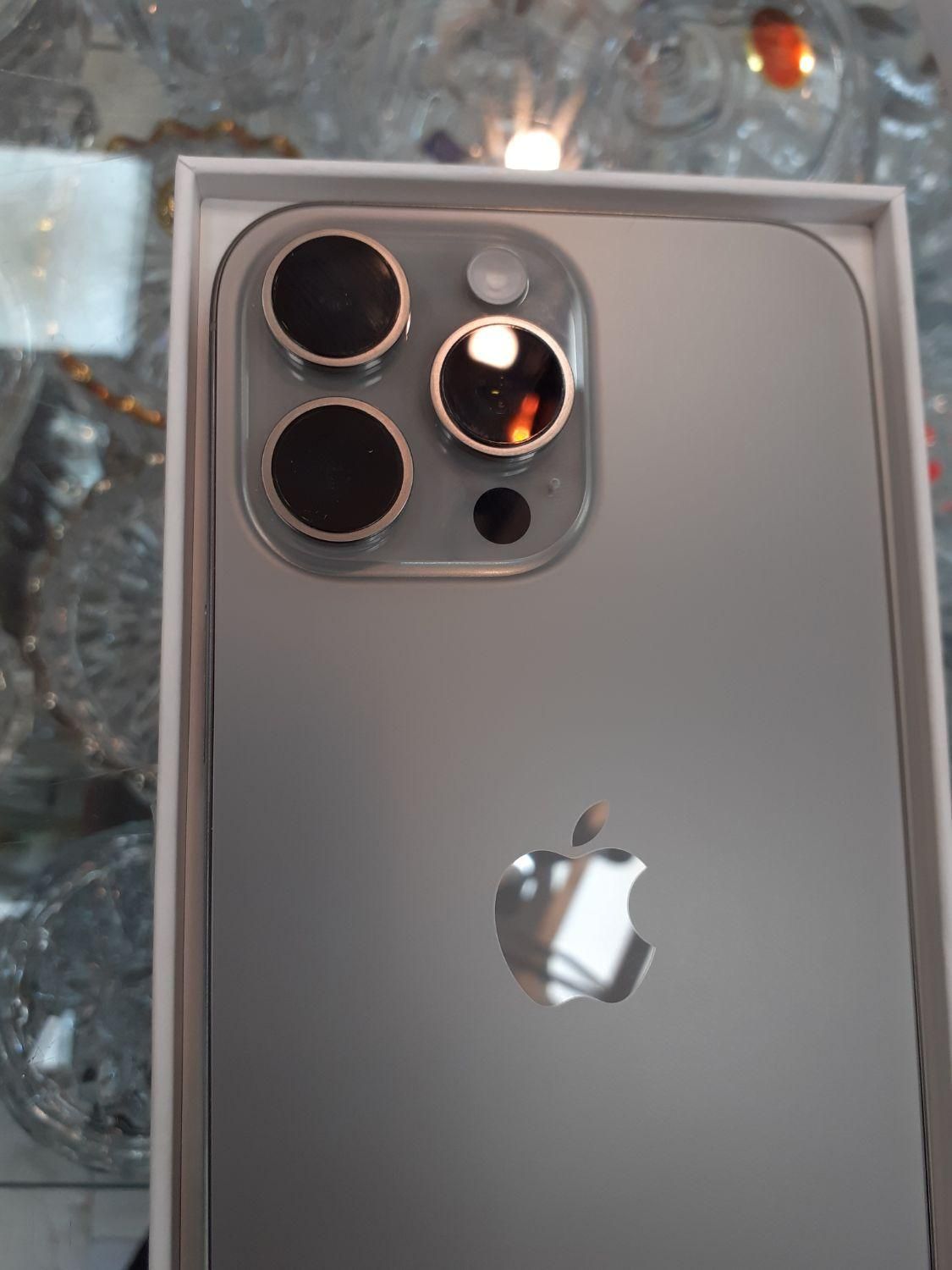اپل iPhone 16 Pro Max با حافظهٔ ۱ ترابایت|موبایل|تهران, تهران‌سر|دیوار