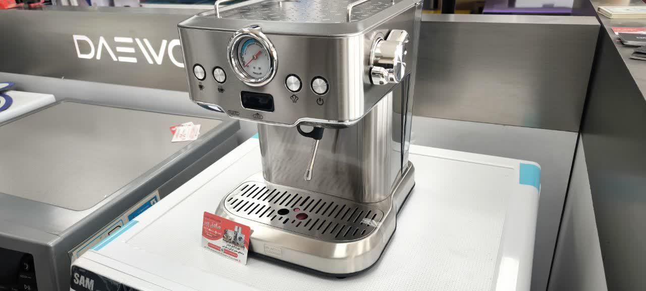 اسپرسو ساز عصاره گیر خردکن بلک اند کوکر پخش کامل|سماور، چای‌ساز، قهوه‌ساز|لاهیجان, گلستان|دیوار