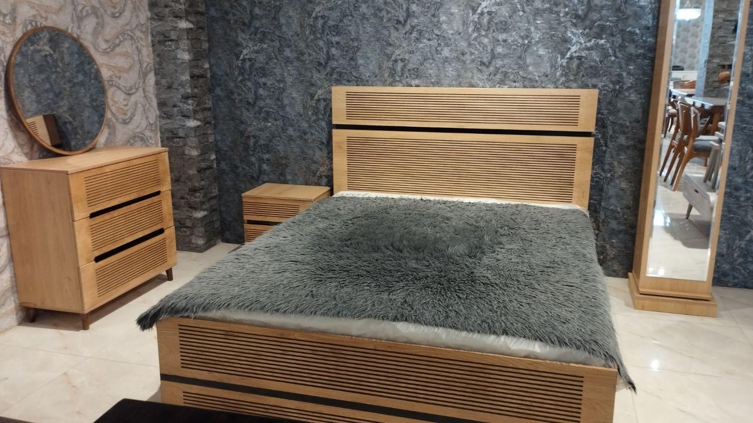 سرویس خواب رونیکا|تخت و سرویس خواب|شیراز, شهرک گلها|دیوار