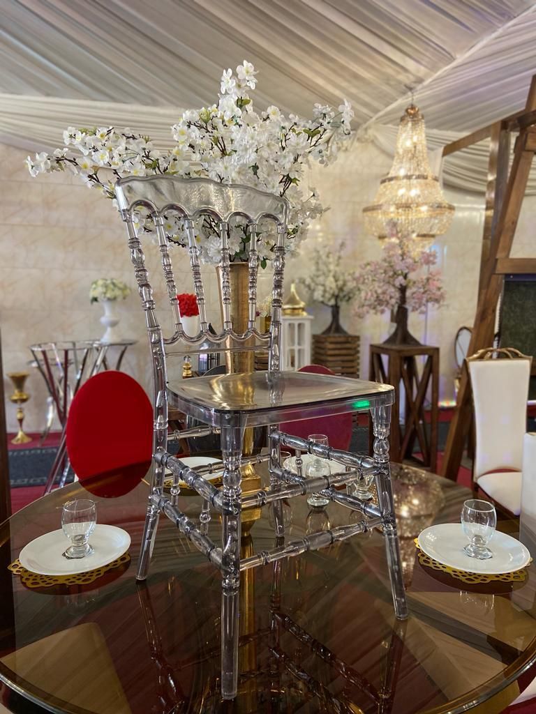 صندلی پلکسی فدک / باغ تالار هتل|عمده‌فروشی|رشت, انصاری|دیوار