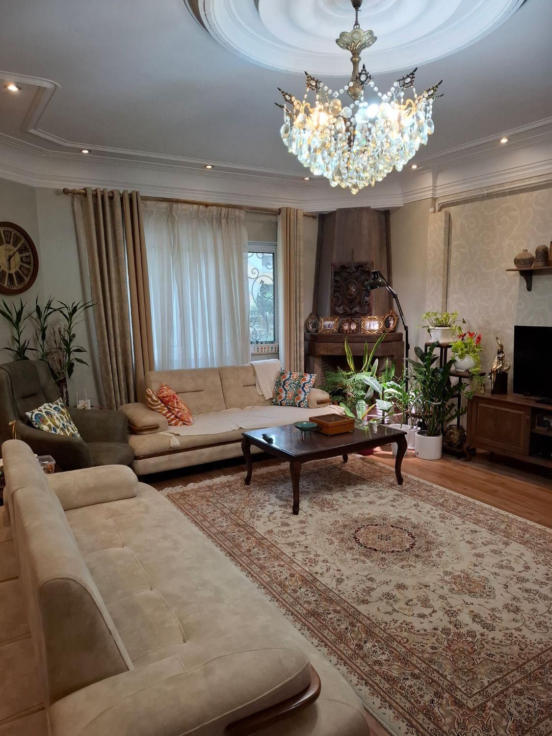بلوارگیلان/۱۲۱متر/سه خواب/فول بازسازی/لوکیشن|فروش آپارتمان|رشت, بلوار گیلان|دیوار
