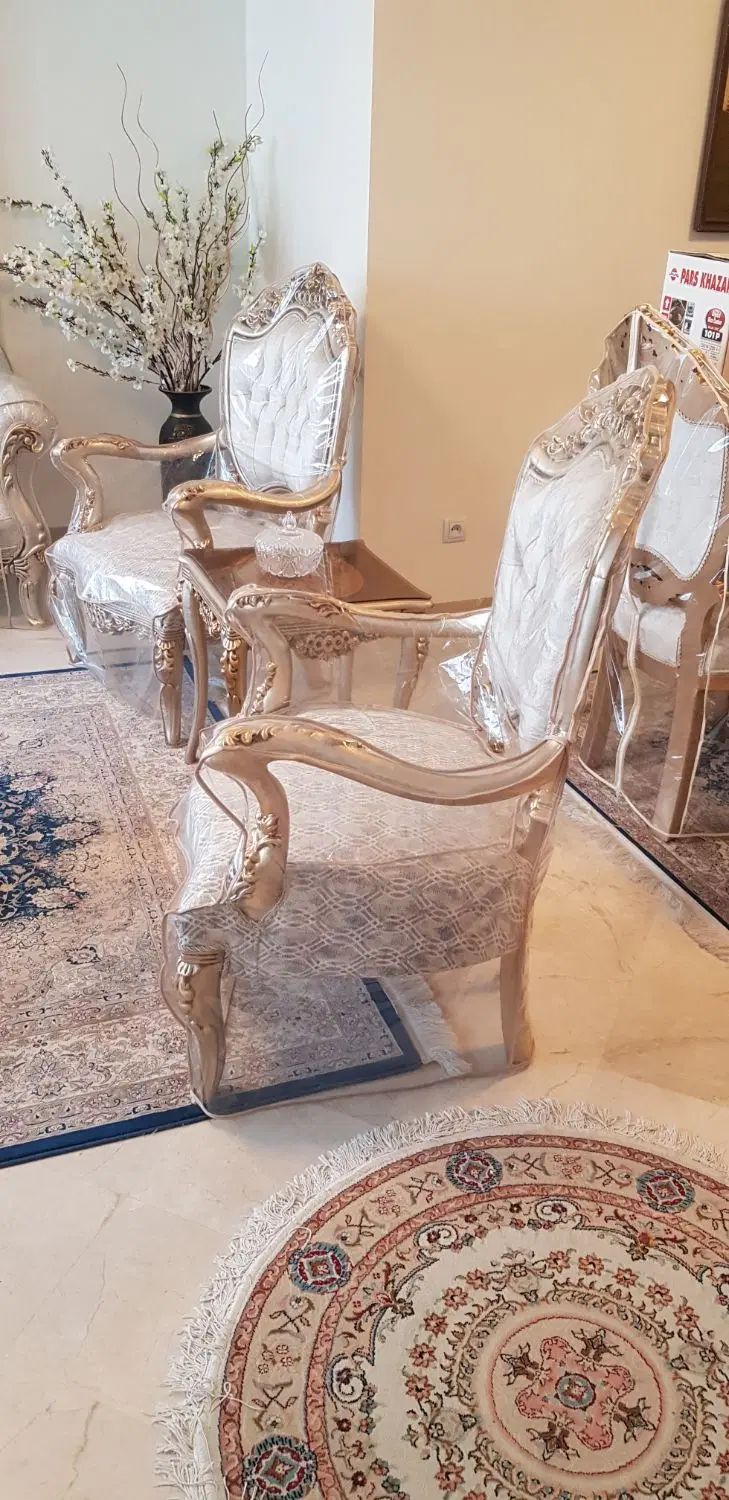 سرویس مبل ۷ نفره و میز و صندلی نهارخوری استیل|مبلمان خانگی و میز عسلی|شیراز, زرگری|دیوار